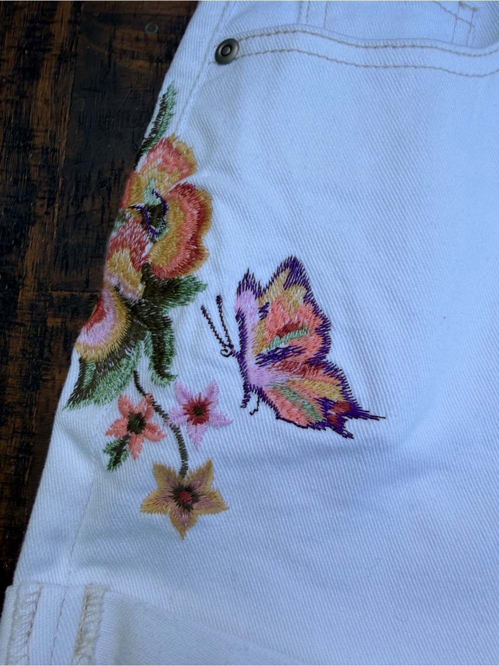 Francesca's White High-Rise Jean Shorts with Pink & Green Floral Embroidery - Picture 3 of 6
